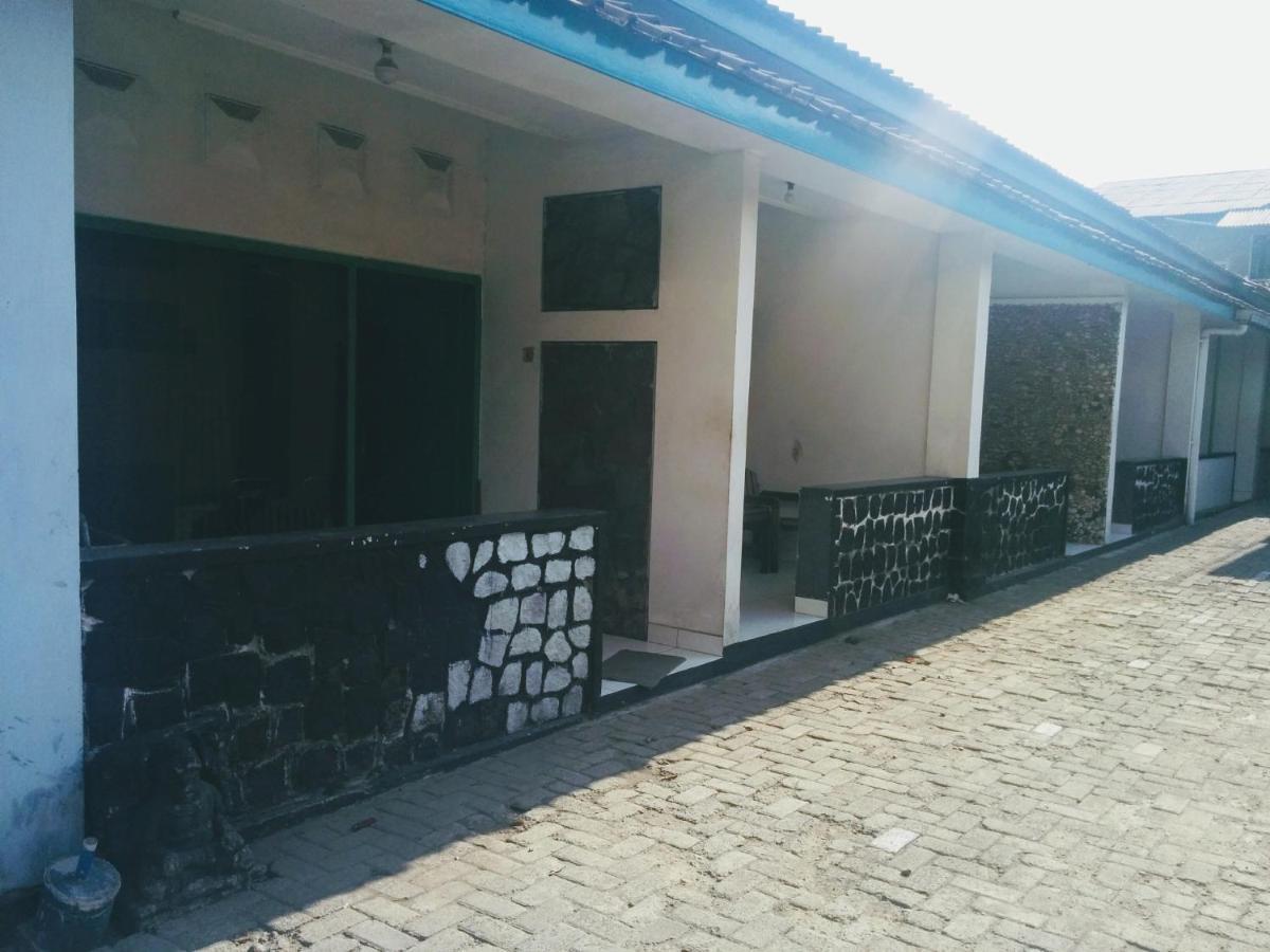Hotel Gunung Slamet Пурвокерто Екстериор снимка