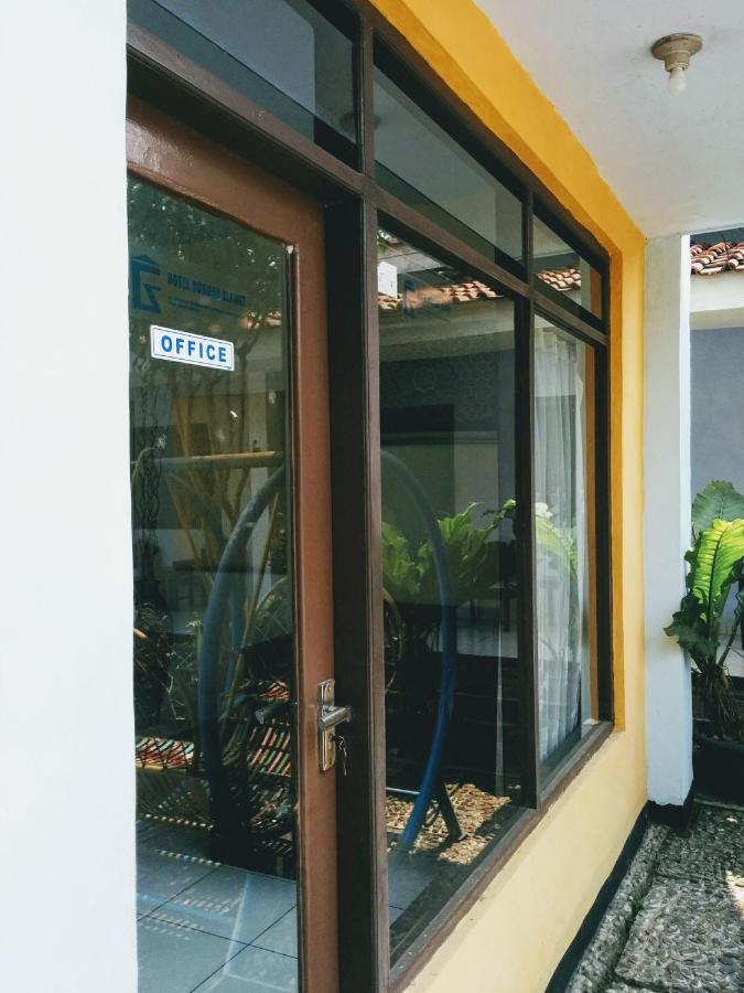Hotel Gunung Slamet Пурвокерто Екстериор снимка