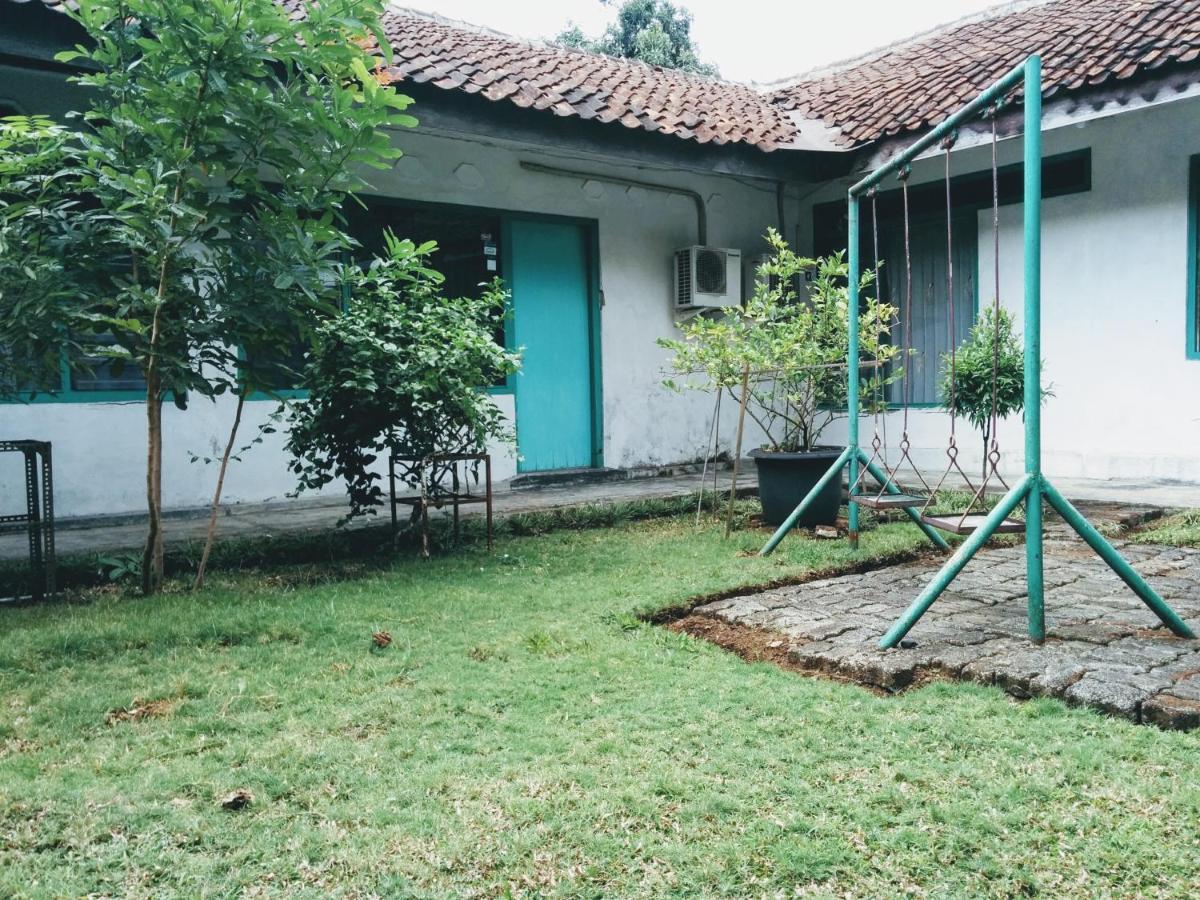 Hotel Gunung Slamet Пурвокерто Екстериор снимка