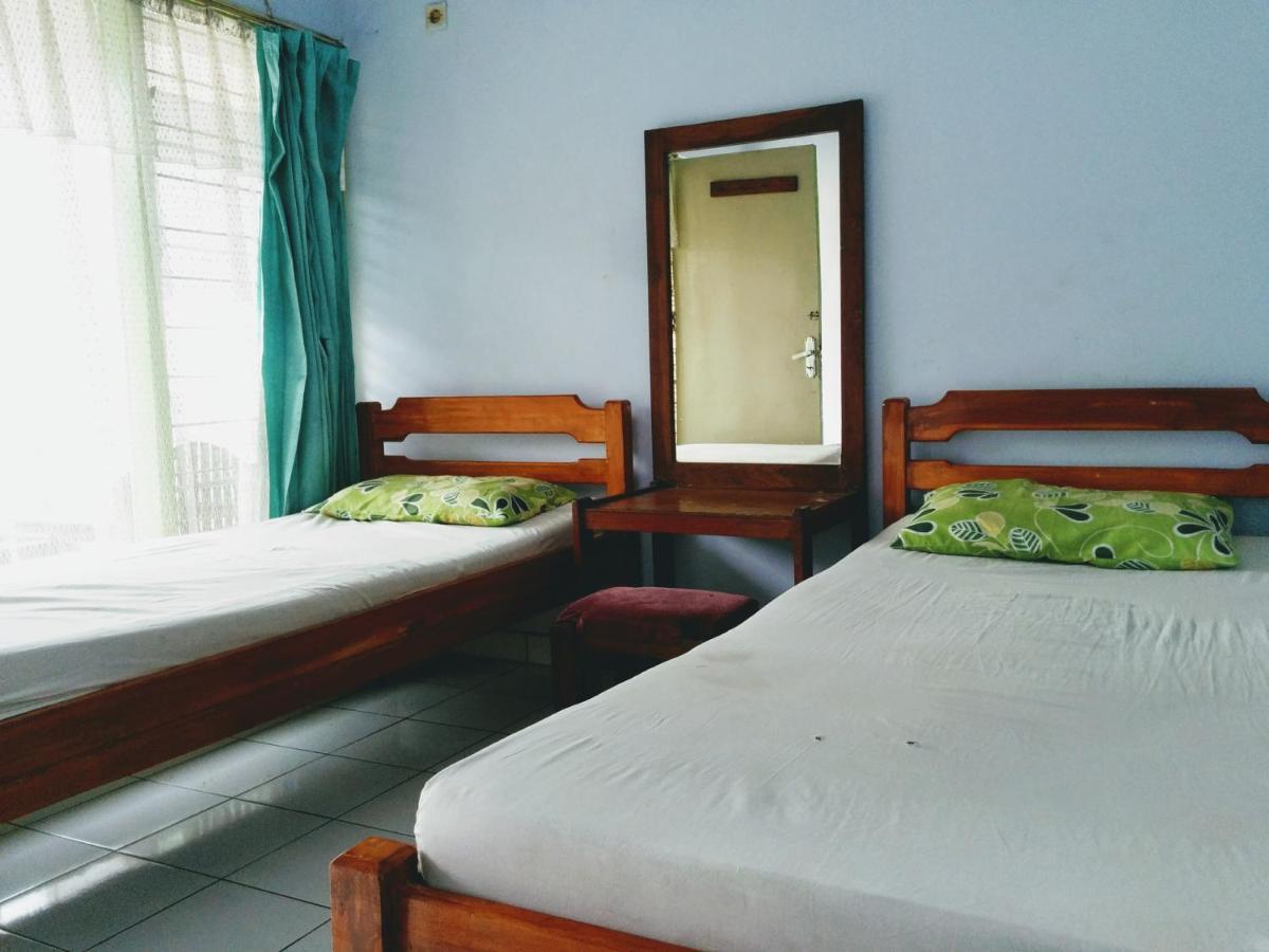 Hotel Gunung Slamet Пурвокерто Екстериор снимка