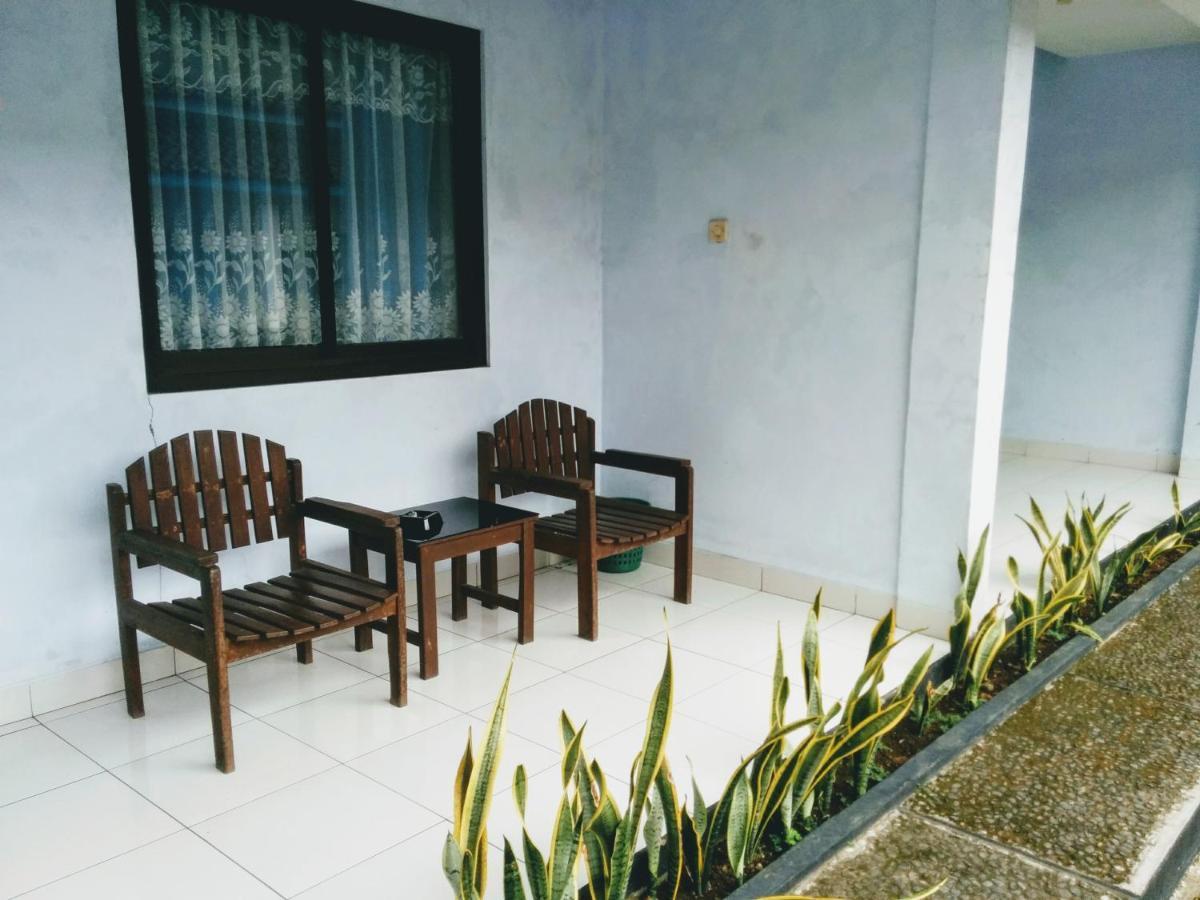 Hotel Gunung Slamet Пурвокерто Екстериор снимка